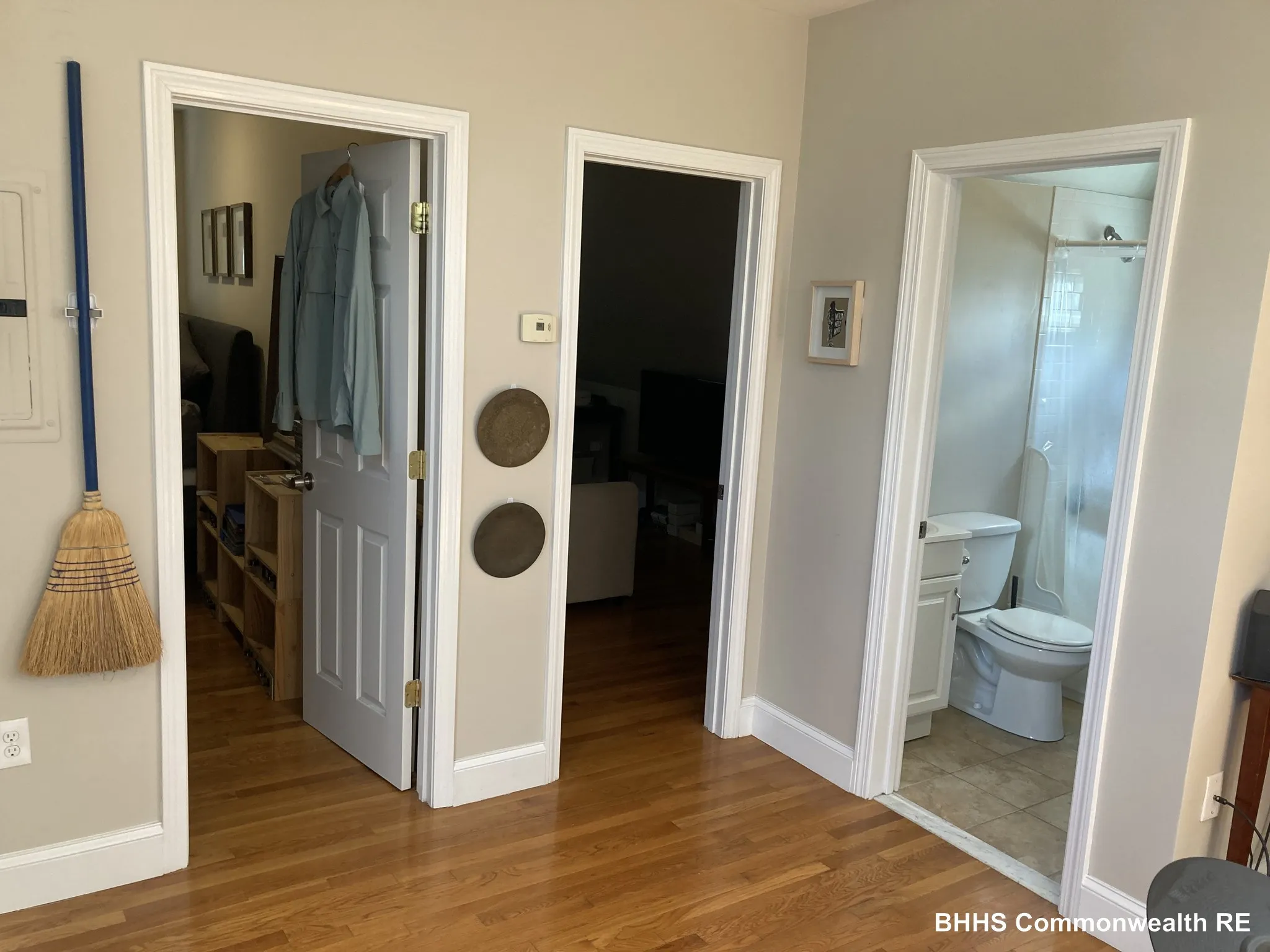 1 bed, 1 bath apartment for rent at 10 Putnam St Unit 3, Prospect Hill — photo 5 of 12