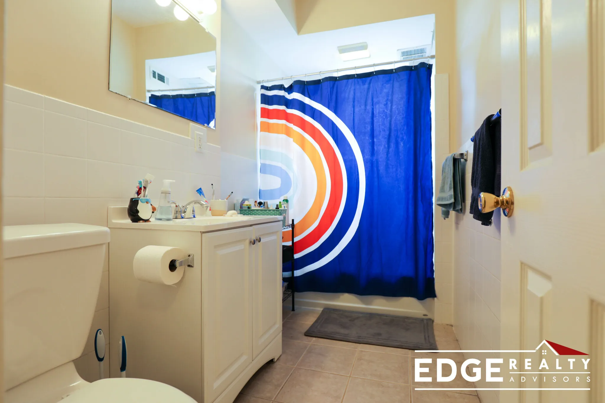 3 bed, 1 bath apartment for rent at 10 Radcliffe Rd Unit 6, Brighton — photo 10 of 17