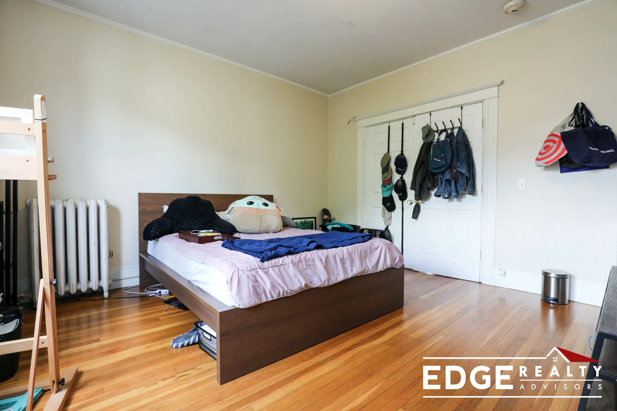 3 bed, 1 bath apartment for rent at 10 Radcliffe Rd Unit 6, Brighton — photo 14 of 17