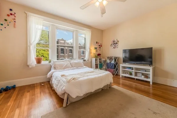 3 bed, 1 bath apartment for rent at 10 Radcliffe Unit 5, Allston — photo 9 of 19