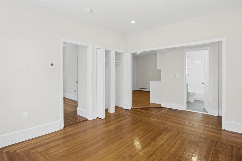 3 bed, 1 bath apartment for rent at 10 Redfield St Unit 2, Dorchester — photo 7 of 10