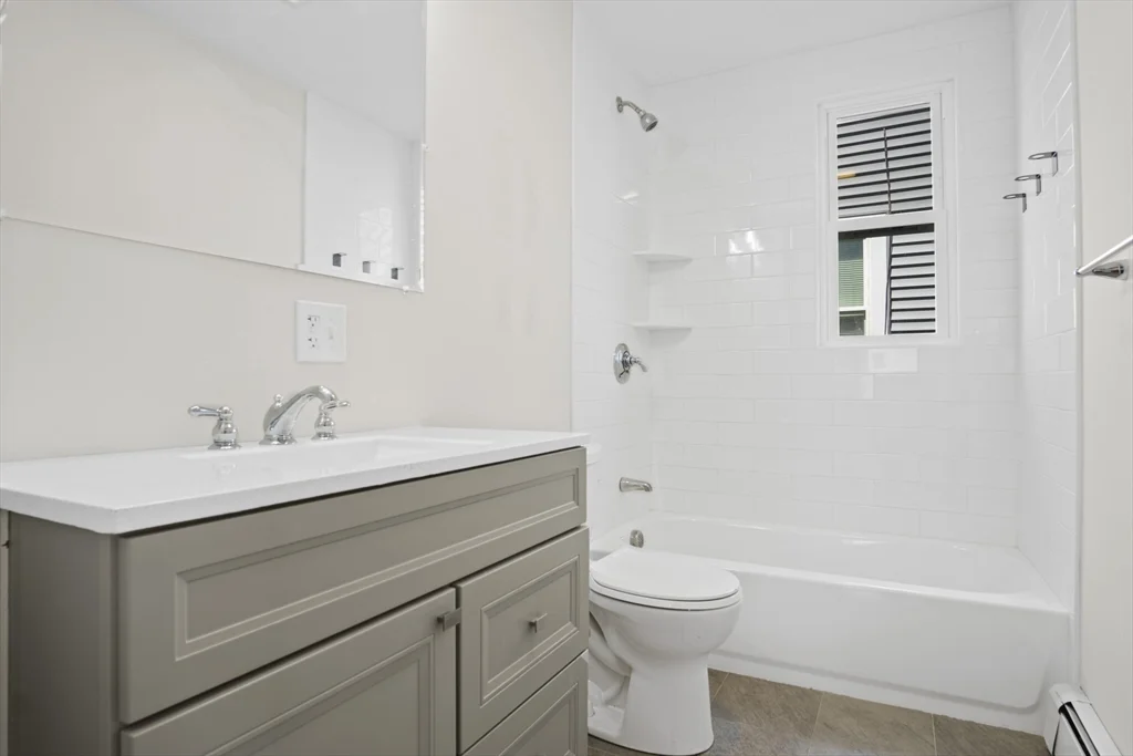 3 bed, 1 bath apartment for rent at 10 Redfield St Unit 2, Dorchester — photo 5 of 10