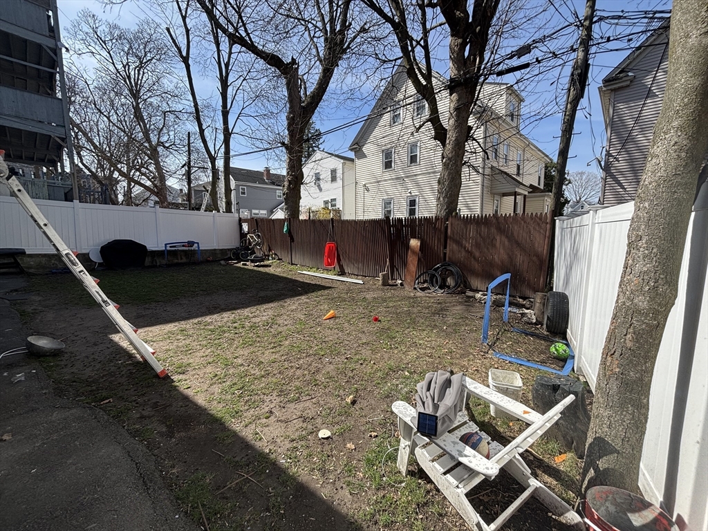3 bed, 1 bath apartment for rent at 10 Ripley Unit 1, Dorchester — photo 16 of 16