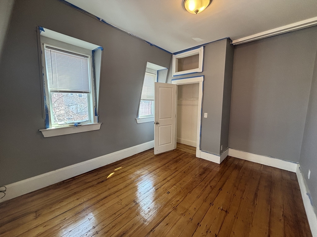 3 bed, 1 bath apartment for rent at 10 Ripley Unit 1, Dorchester — photo 11 of 16