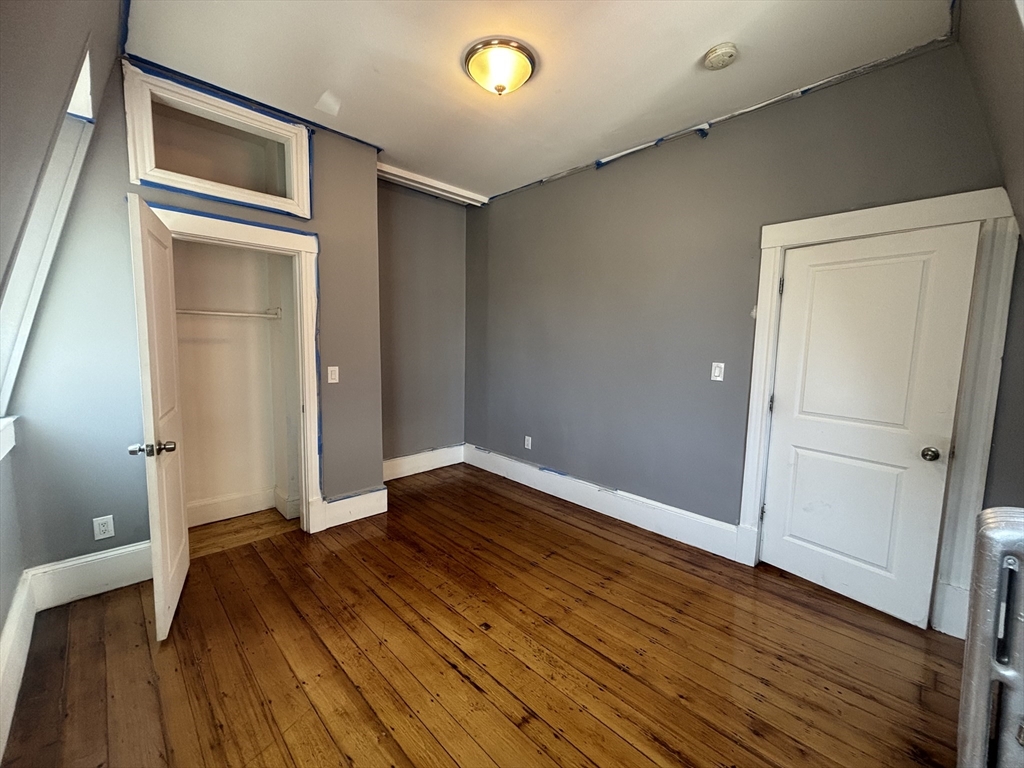 3 bed, 1 bath apartment for rent at 10 Ripley Unit 1, Dorchester — photo 13 of 16