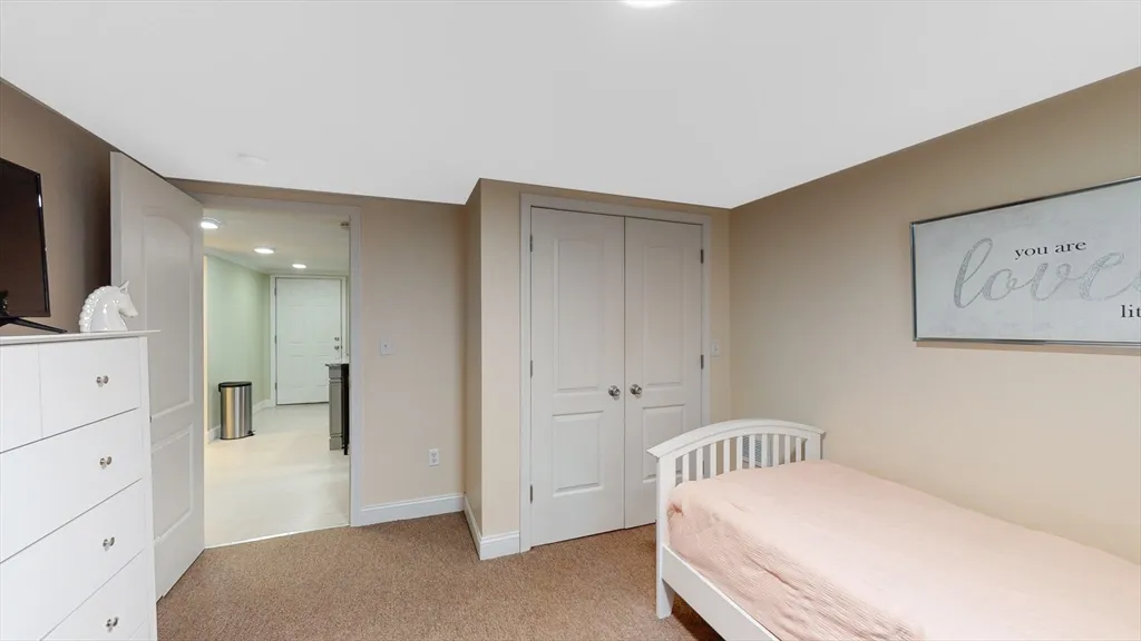 3 bed, 2 bath apartment for rent at 10 Riverbank Rd Unit 2, Maynard — photo 6 of 13