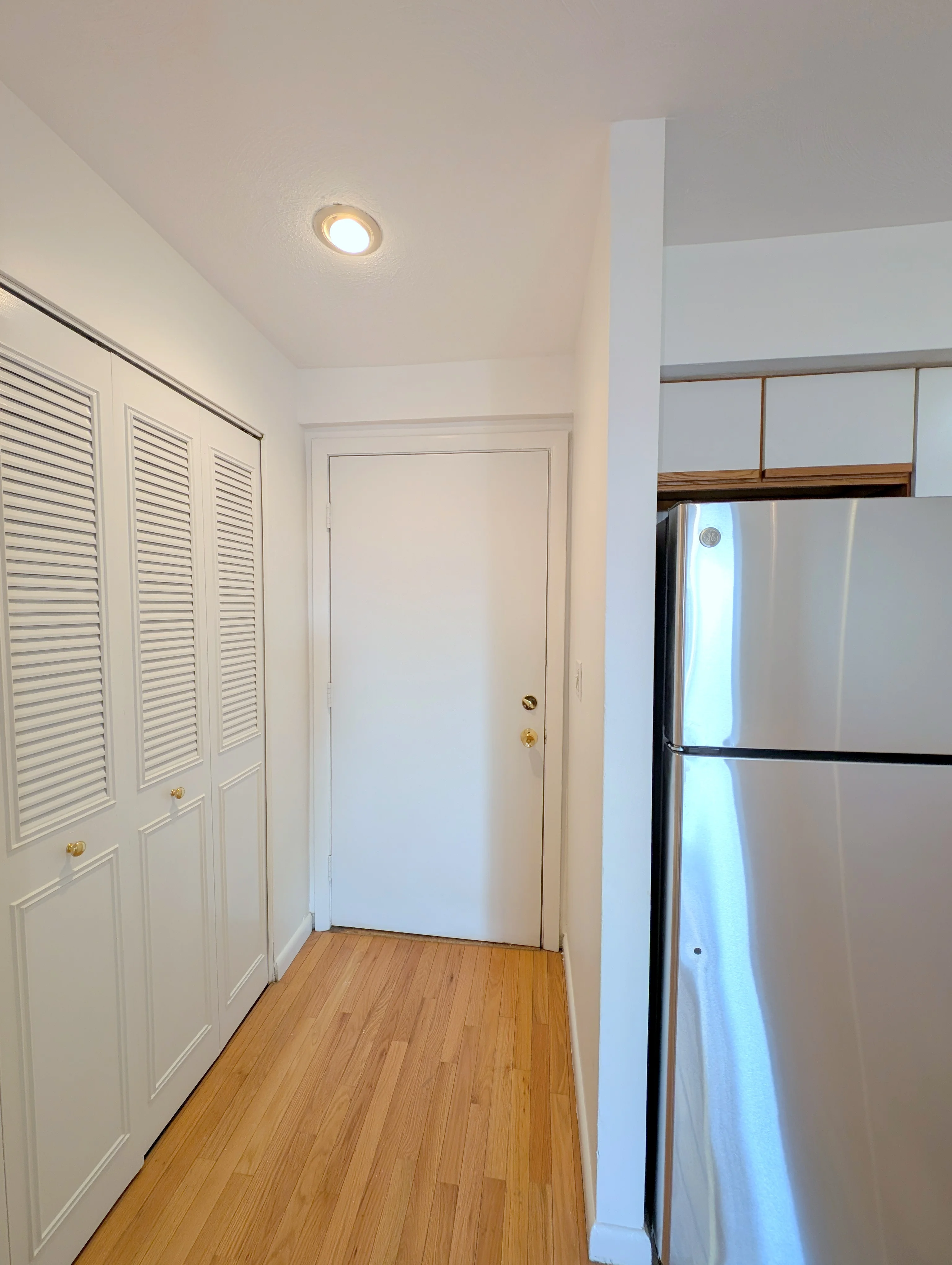 1 bed, 1 bath apartment for rent at 10 Roberts St Unit 35, Magoun Square — photo 4 of 15