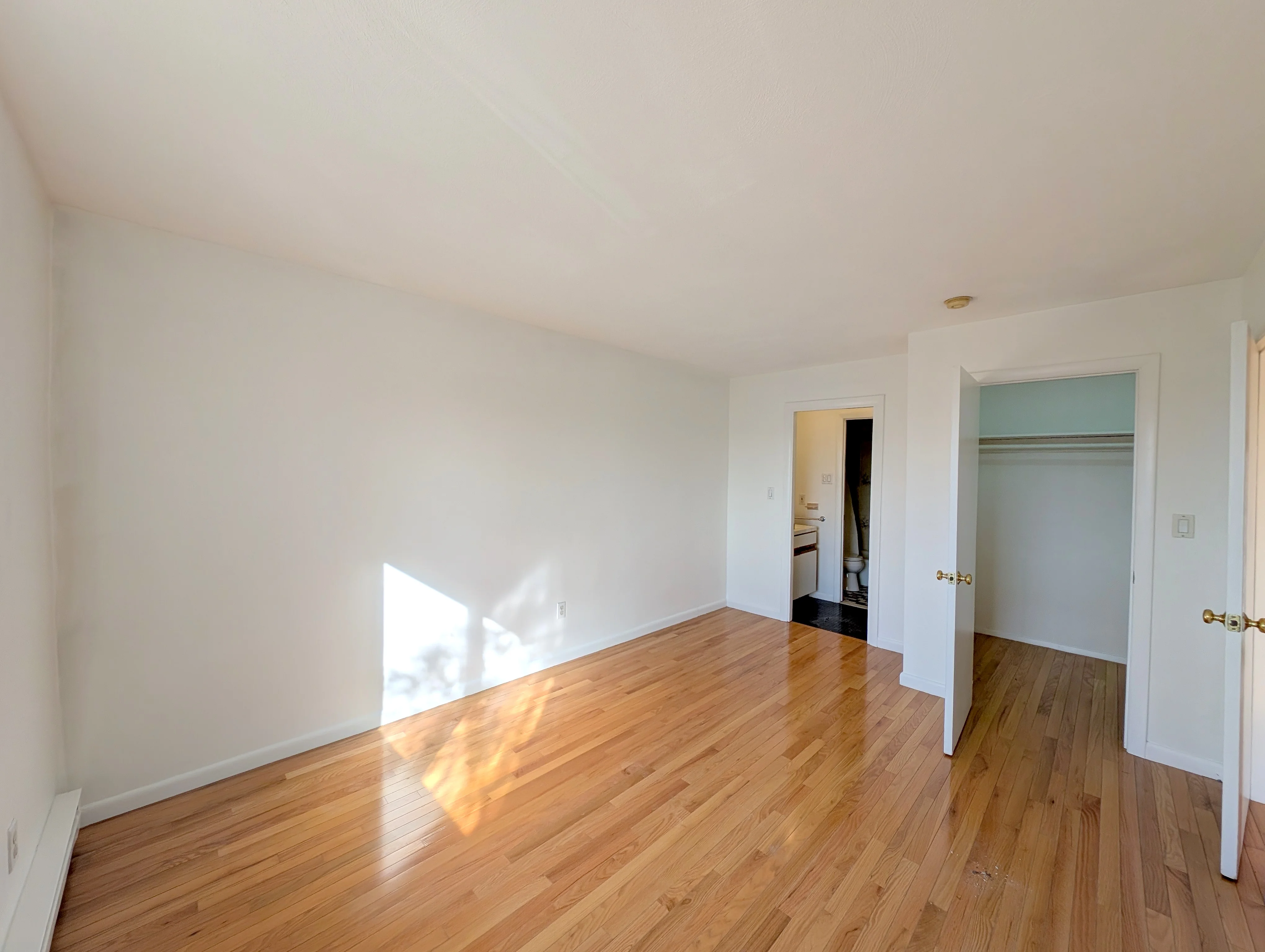 1 bed, 1 bath apartment for rent at 10 Roberts St Unit 35, Magoun Square — photo 9 of 15