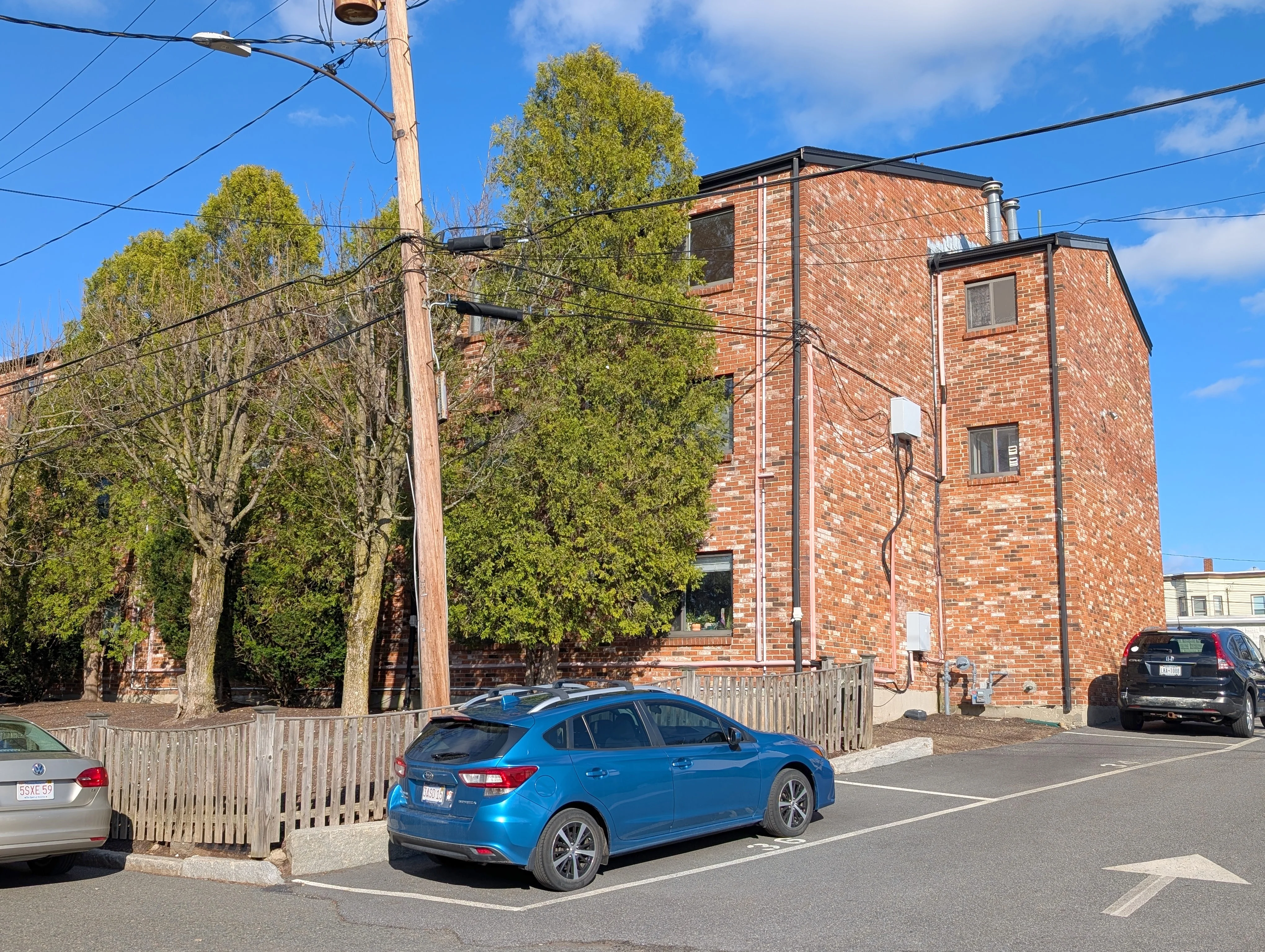 1 bed, 1 bath apartment for rent at 10 Roberts St Unit 35, Magoun Square — photo 14 of 15