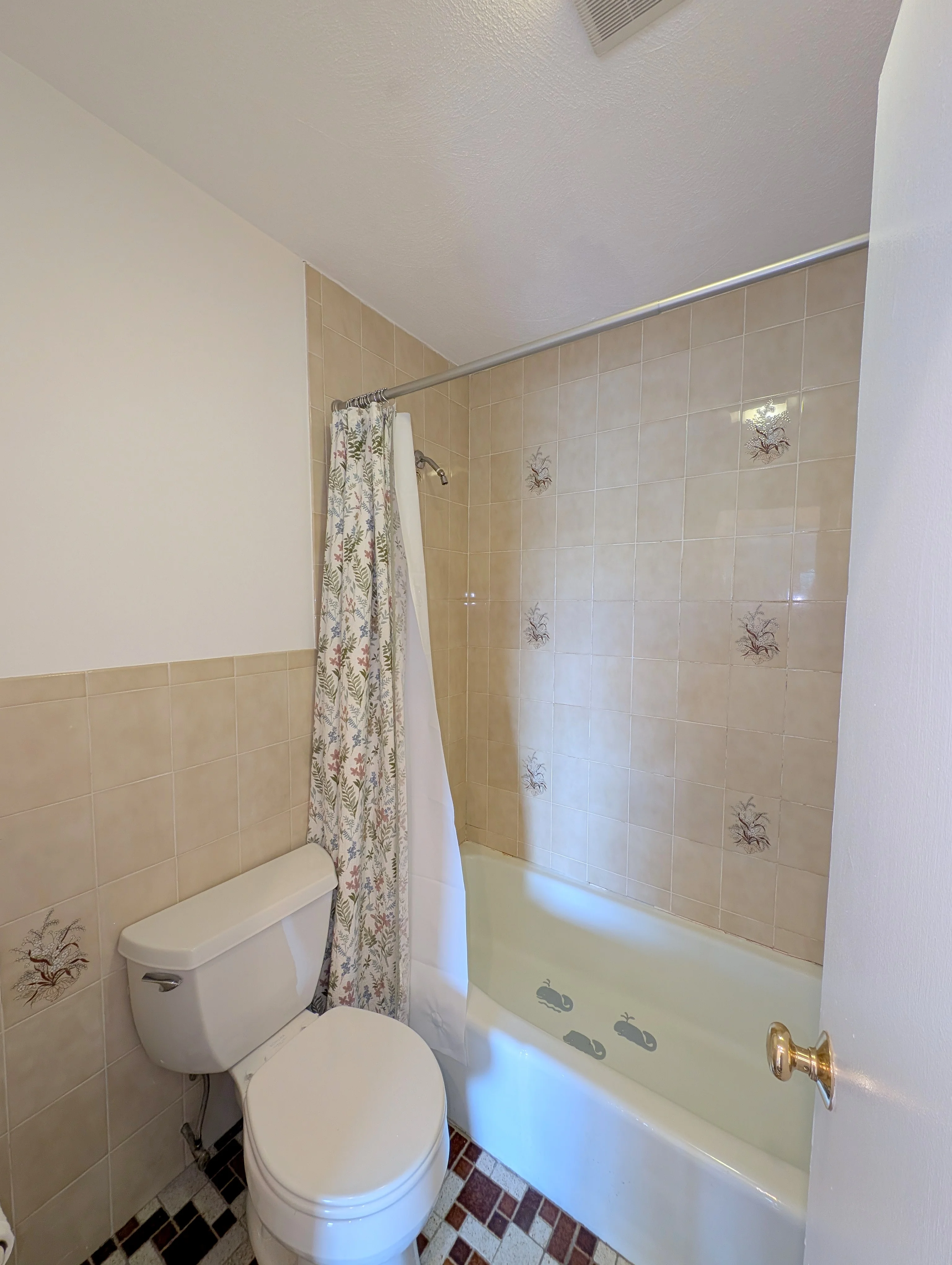 1 bed, 1 bath apartment for rent at 10 Roberts St Unit 35, Magoun Square — photo 11 of 15