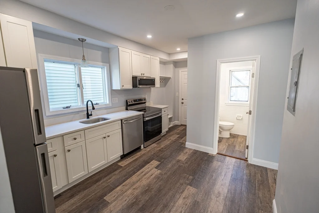 1 bed, 1 bath apartment for rent at 10 Rockwell Ter Unit 1, Malden — photo 3 of 22