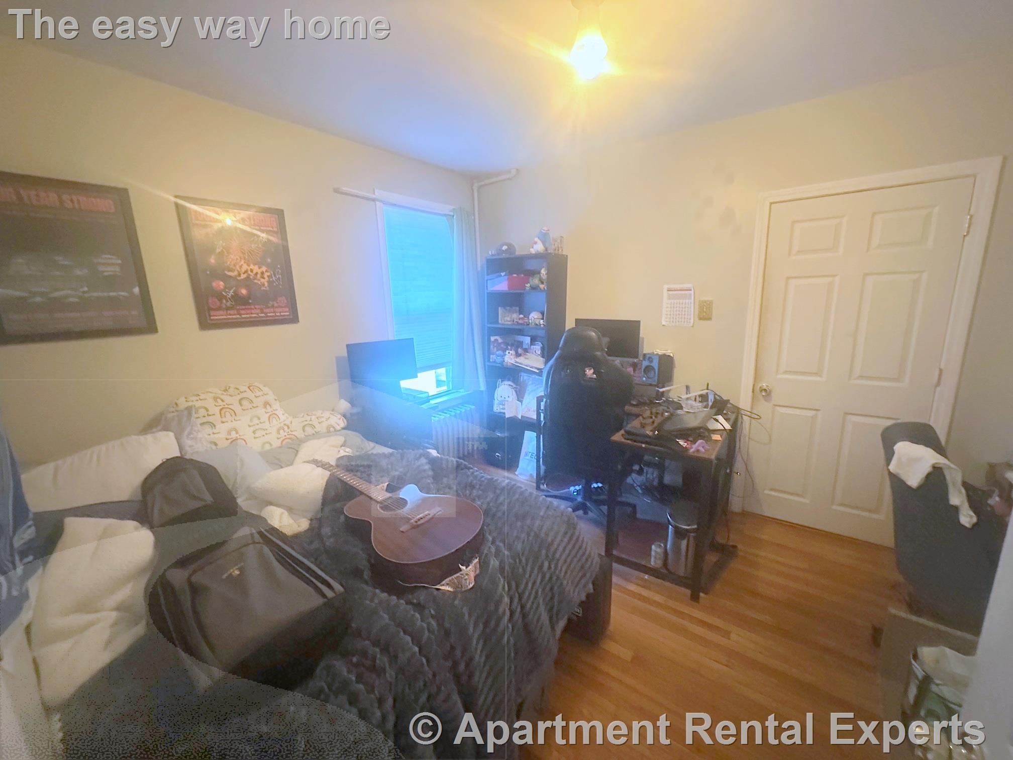 4 bed, 2 bath apartment for rent at 10 Rogers Ave, Davis Square — photo 6 of 21