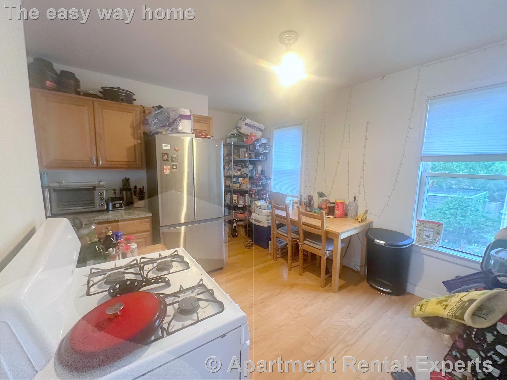 4 bed, 2 bath apartment for rent at 10 Rogers Ave, Davis Square — photo 3 of 21