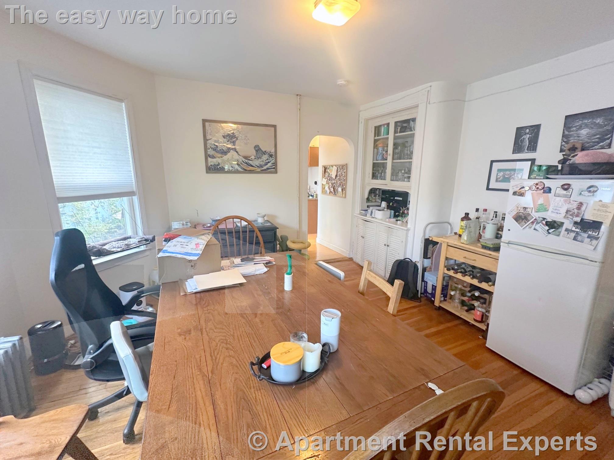 4 bed, 2 bath apartment for rent at 10 Rogers Ave, Davis Square — photo 8 of 21
