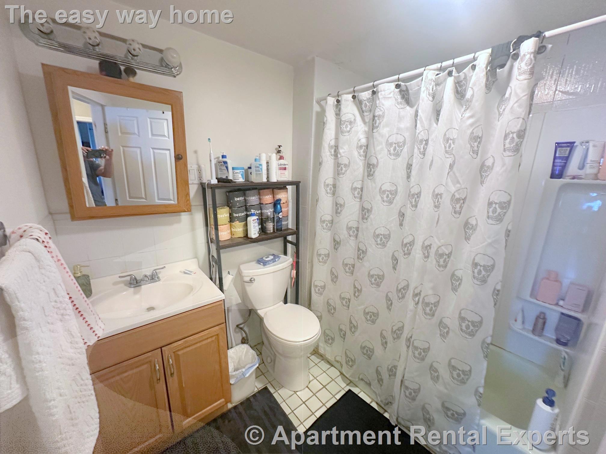 4 bed, 2 bath apartment for rent at 10 Rogers Ave, Davis Square — photo 12 of 21