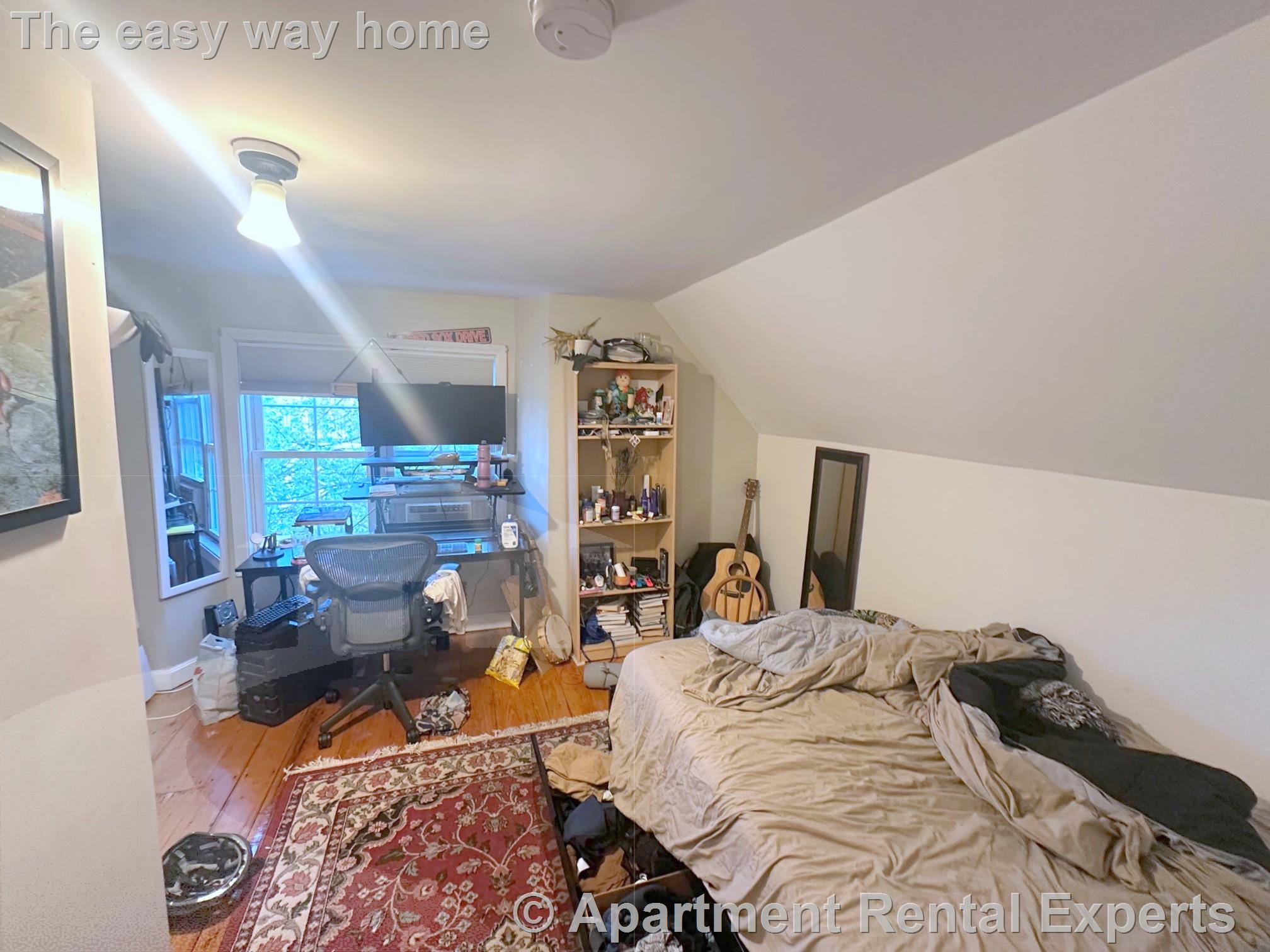 4 bed, 2 bath apartment for rent at 10 Rogers Ave, Davis Square — photo 17 of 21