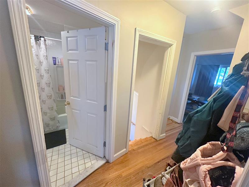 4 bed, 2 bath apartment for rent at 10 Rogers Ave Unit 3, Powder House Square — photo 11 of 21