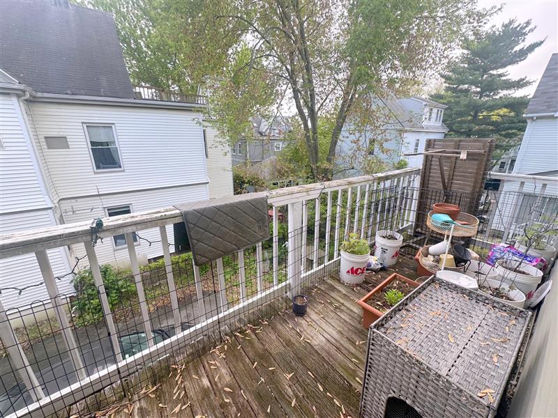 4 bed, 2 bath apartment for rent at 10 Rogers Ave Unit 3, Powder House Square — photo 20 of 21