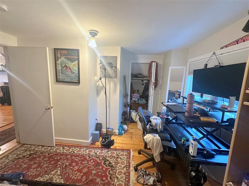 4 bed, 2 bath apartment for rent at 10 Rogers Ave Unit 3, Powder House Square — photo 18 of 21