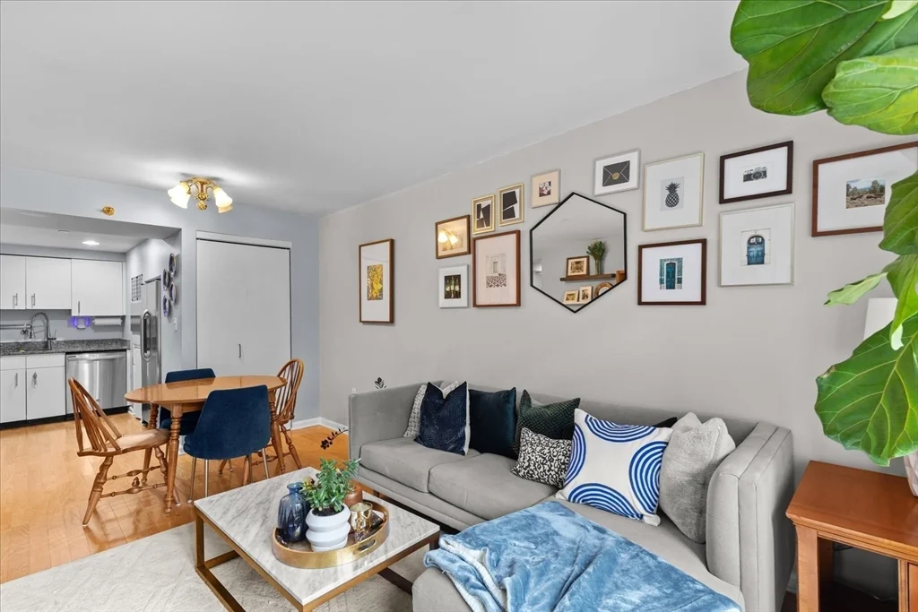 1 bed, 1 bath apartment for rent at 10 Rogers St Unit 214, East Cambridge — photo 11 of 16