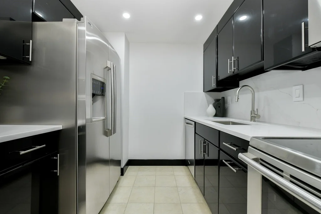 2 bed, 2 bath apartment for rent at 10 Rogers St Unit 308, Kendall Square — photo 9 of 16