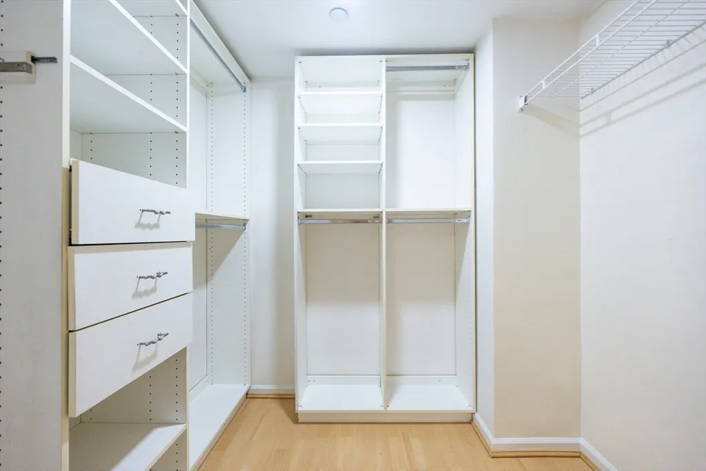 1 bed, 1 bath apartment for rent at 10 Rogers St Unit 703, East Cambridge — photo 11 of 21
