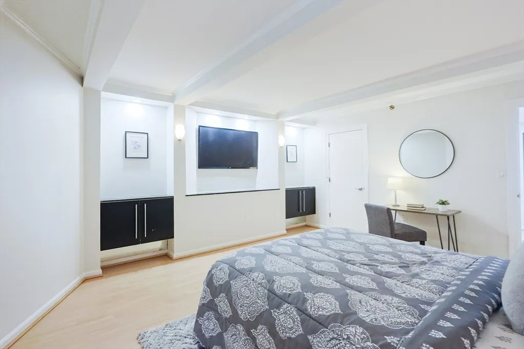 1 bed, 1 bath apartment for rent at 10 Rogers St Unit 703, East Cambridge — photo 9 of 21