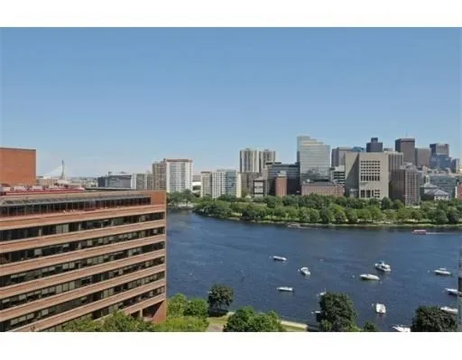 2 bed, 2 bath apartment for rent at 10 Rogers St Unit 707, East Cambridge — photo 7 of 9
