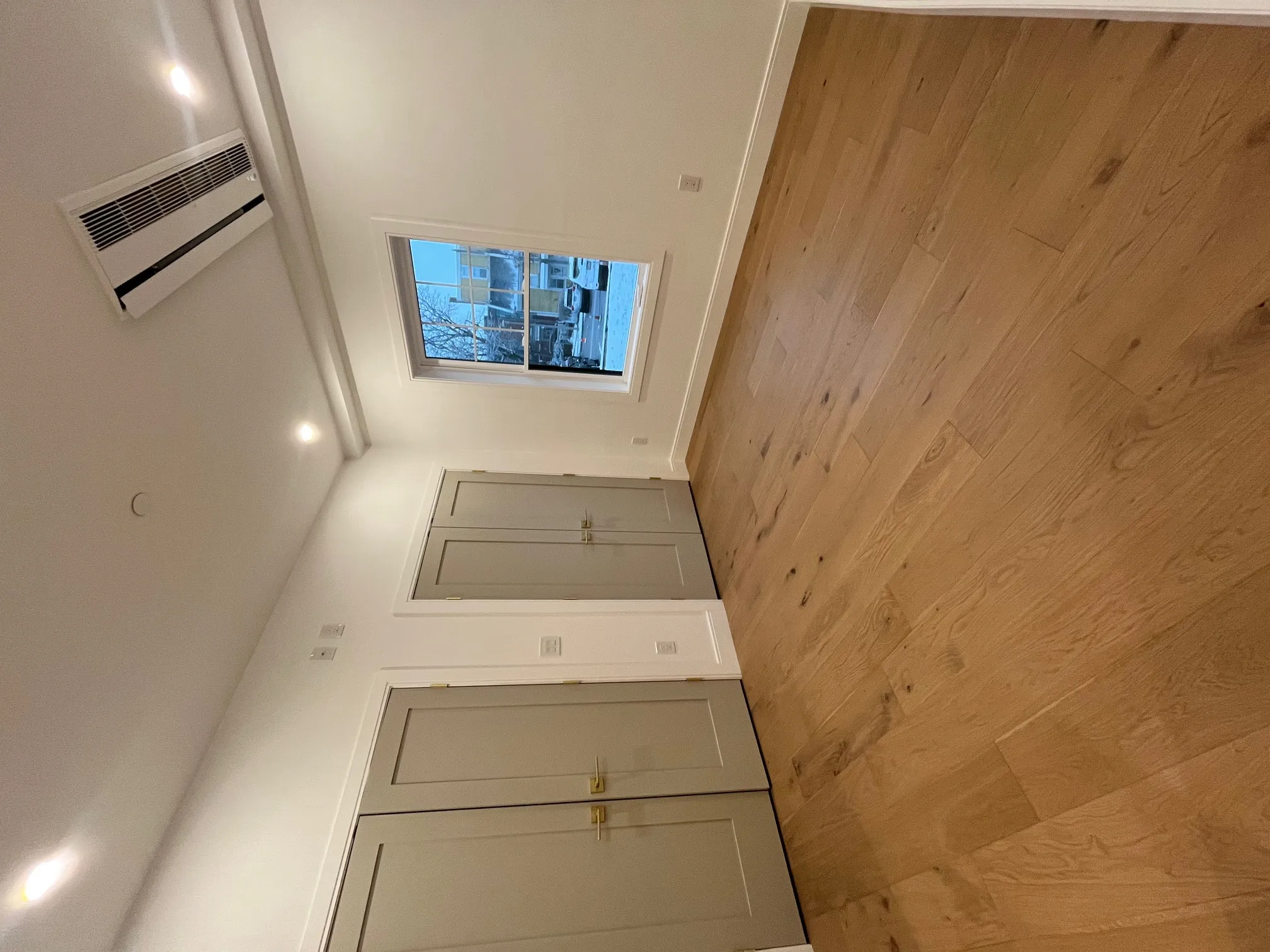 2 bed, 2 bath apartment for rent at 10 Roxbury St Unit 2, Roxbury — photo 6 of 10