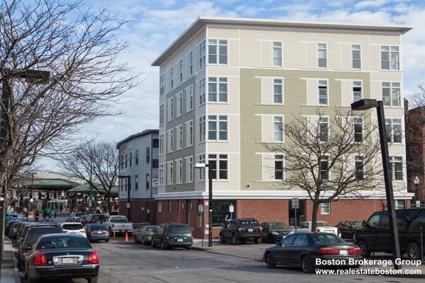1 bed, 1 bath apartment for rent at 10 Roxbury Unit 10, Roxbury — photo 8 of 8
