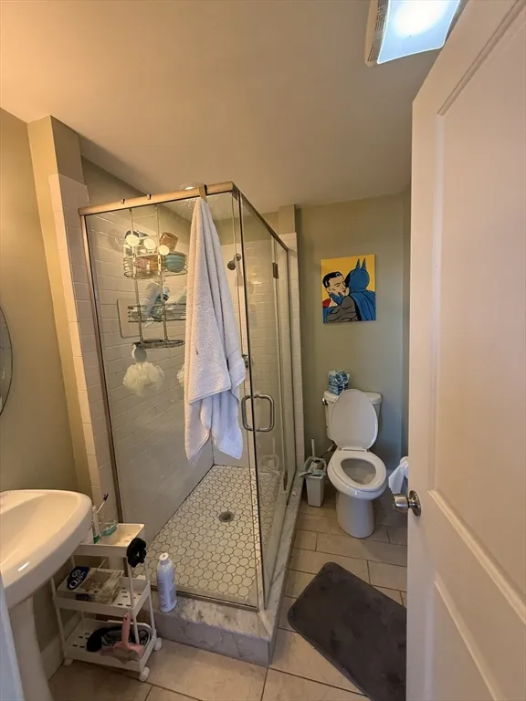 3 bed, 2 bath apartment for rent at 10 Roxbury Unit 7, Roxbury — photo 7 of 7