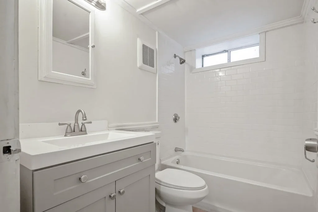 2 bed, 1 bath apartment for rent at 10 Royal Dane Dr Unit 79, Marshfield — photo 6 of 12