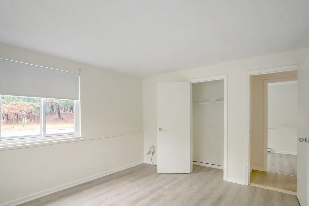 2 bed, 1 bath apartment for rent at 10 Royal Dane Dr Unit 79, Marshfield — photo 5 of 12