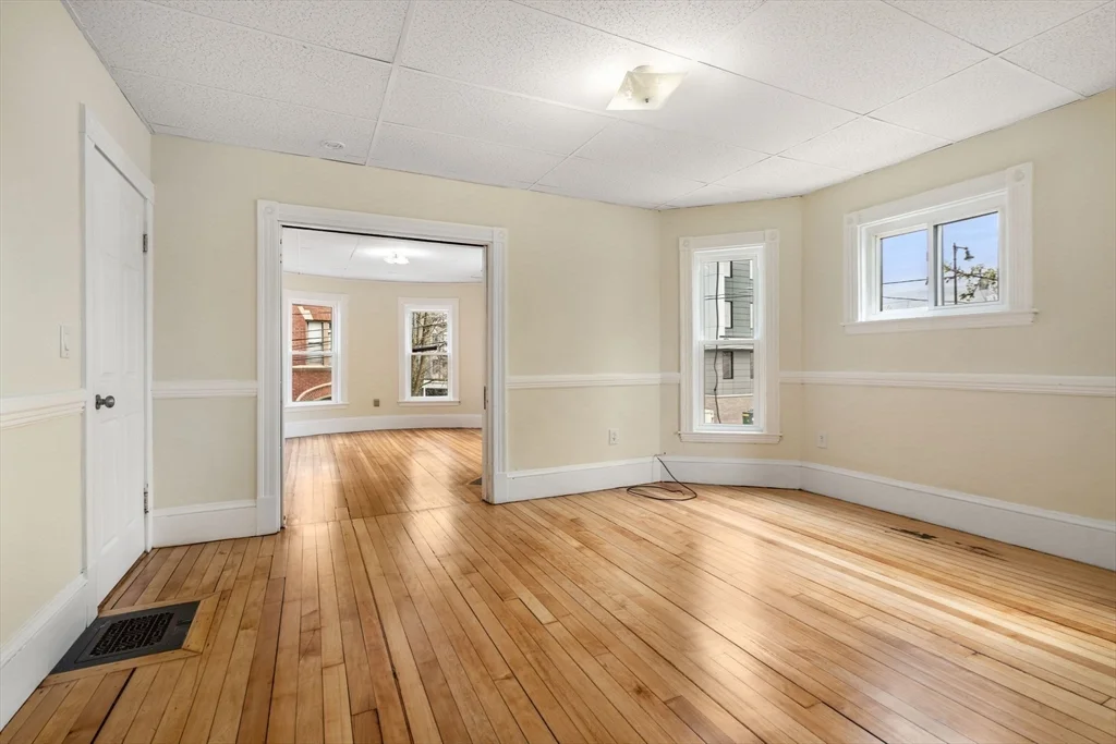 4 bed, 2 bath apartment for rent at 10 Royal St Unit 1, Allston — photo 9 of 14
