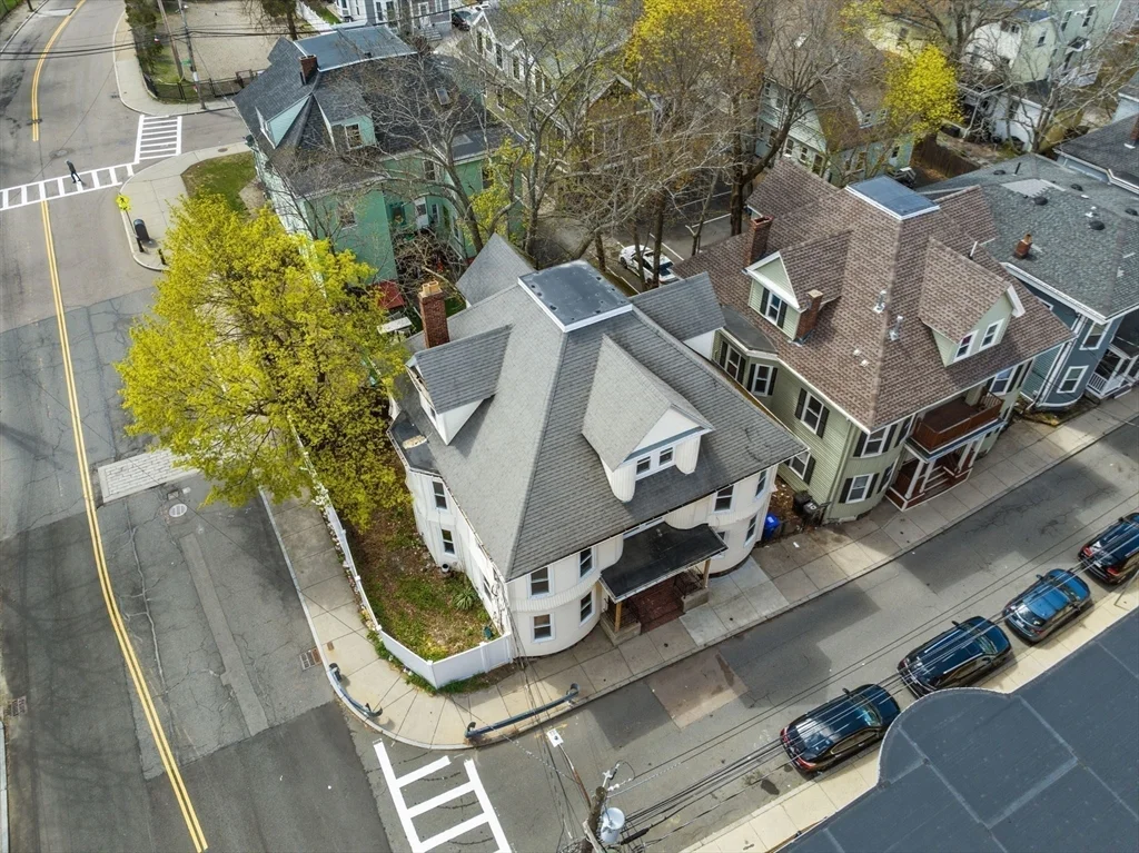 4 bed, 2 bath apartment for rent at 10 Royal St Unit 1, Allston — photo 14 of 14