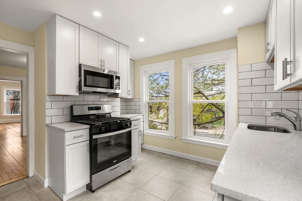 6 bed, 2 bath apartment for rent at 10 Royal Unit 2, Allston — photo 1 of 16