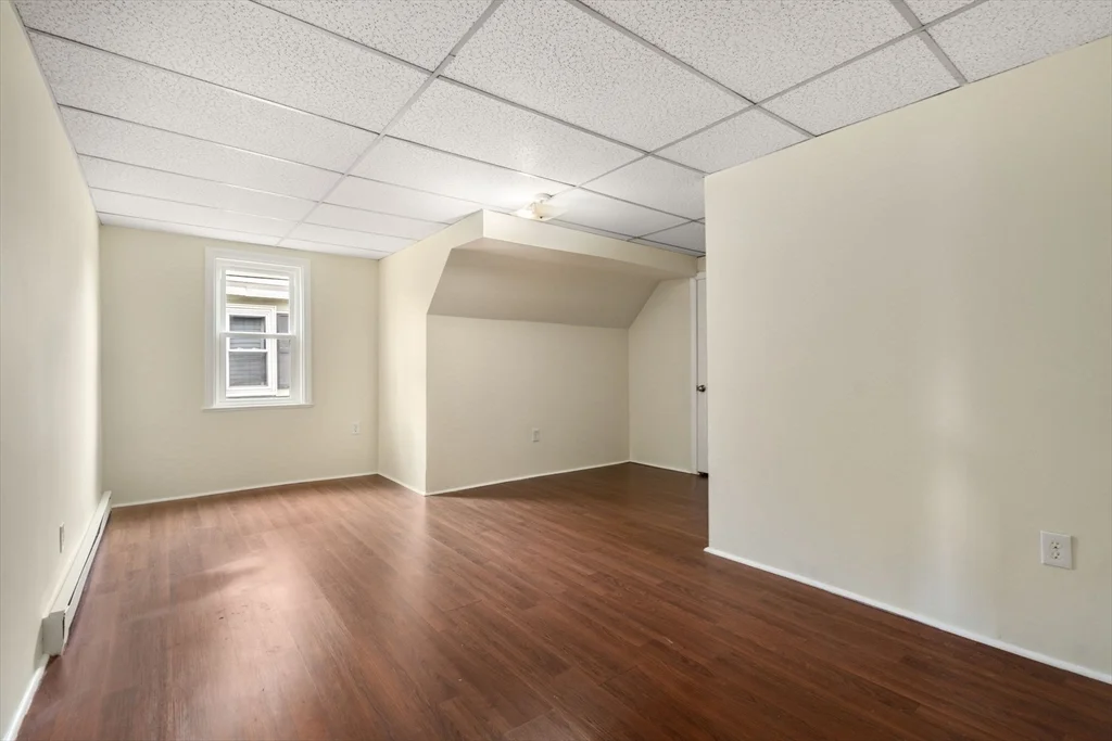 6 bed, 2 bath apartment for rent at 10 Royal Unit 2, Allston — photo 11 of 16