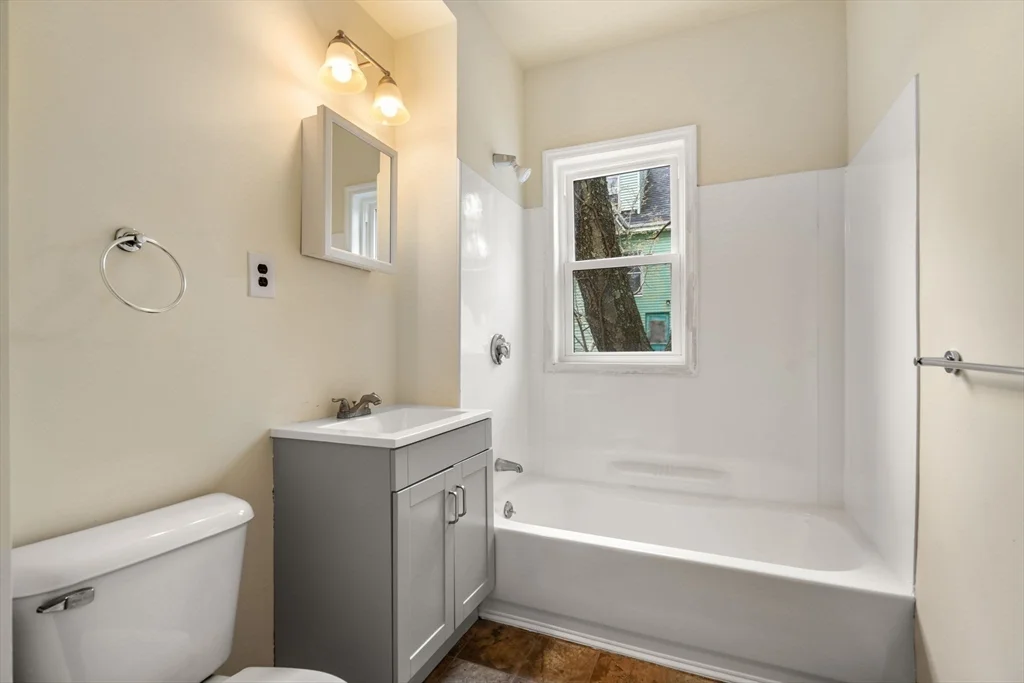 6 bed, 2 bath apartment for rent at 10 Royal Unit 2, Allston — photo 13 of 16