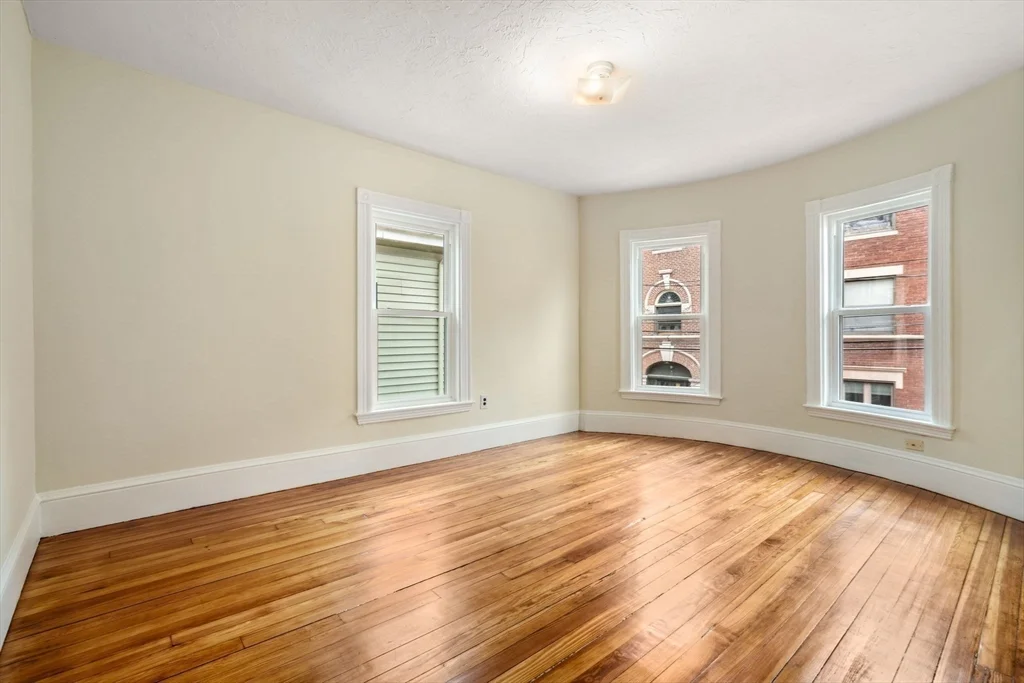 6 bed, 2 bath apartment for rent at 10 Royal Unit 2, Allston — photo 8 of 16