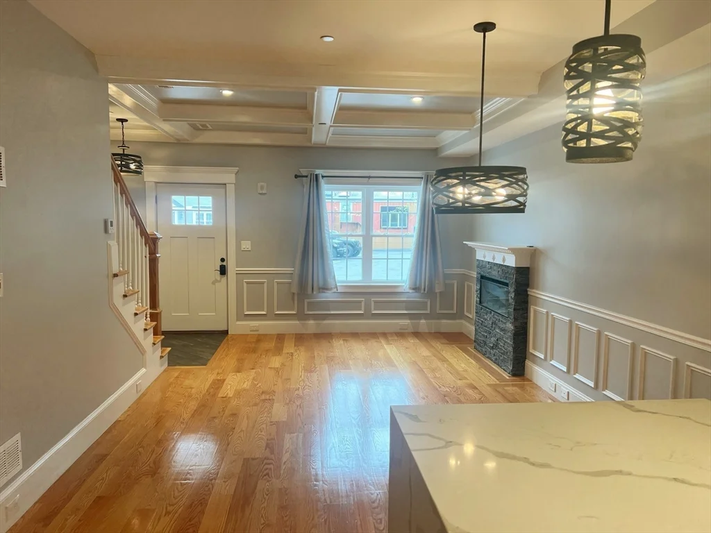 3 bed, 2 bath apartment for rent at 10 S Mason St Unit 6, Glenwood — photo 4 of 16