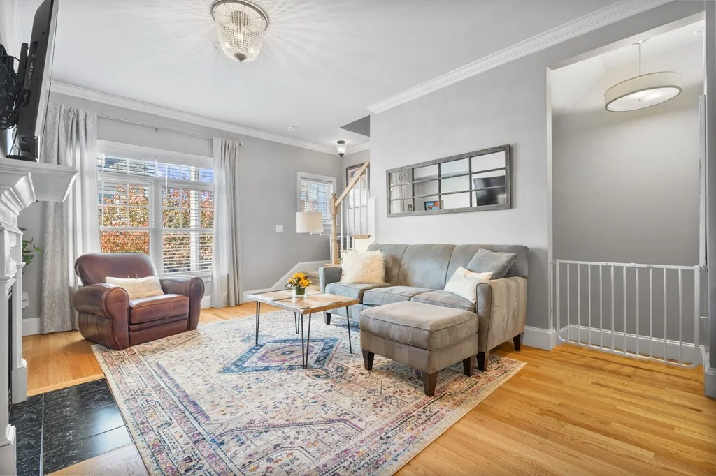 3 bed, 1 bath apartment for rent at 10 S Sydney Unit 10, Dorchester — photo 11 of 27