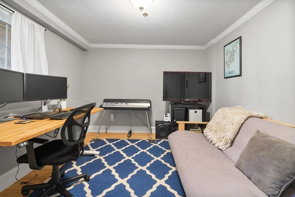 3 bed, 1 bath apartment for rent at 10 S Sydney Unit 10, Dorchester — photo 26 of 27