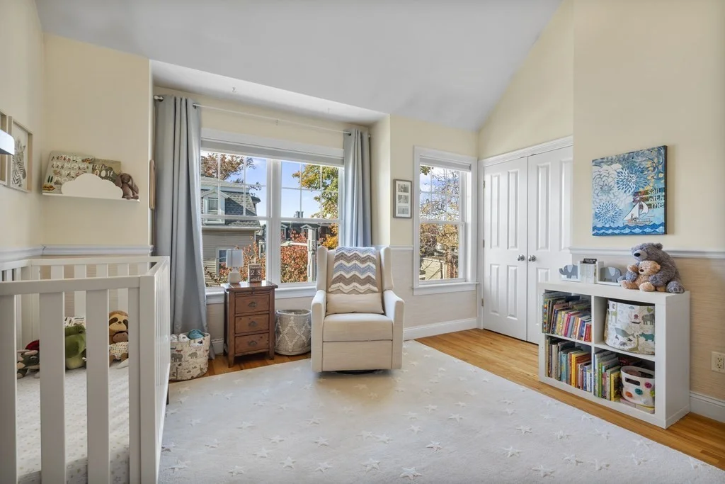 3 bed, 1 bath apartment for rent at 10 S Sydney Unit 10, Dorchester — photo 24 of 27