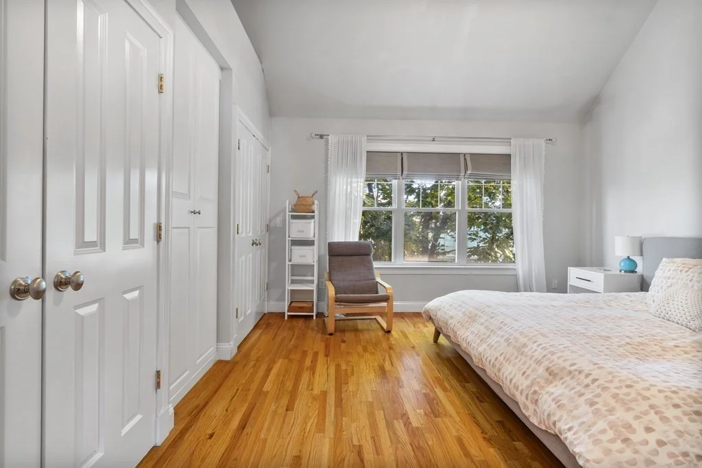 3 bed, 1 bath apartment for rent at 10 S Sydney Unit 10, Dorchester — photo 19 of 27