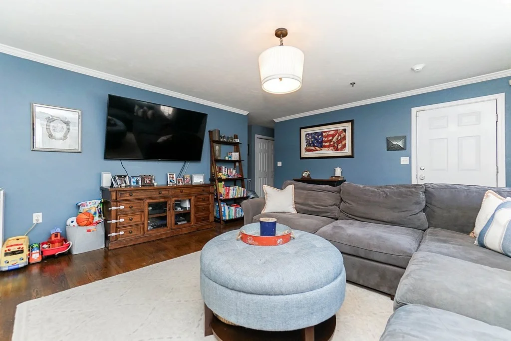 2 bed, 2 bath apartment for rent at 10 Saco St Unit 1, Dorchester — photo 9 of 21