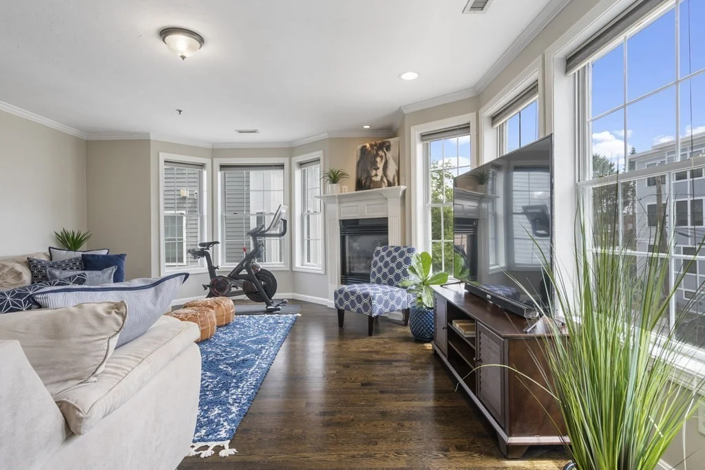 2 bed, 2 bath apartment for rent at 10 Saco St Unit 4, Dorchester