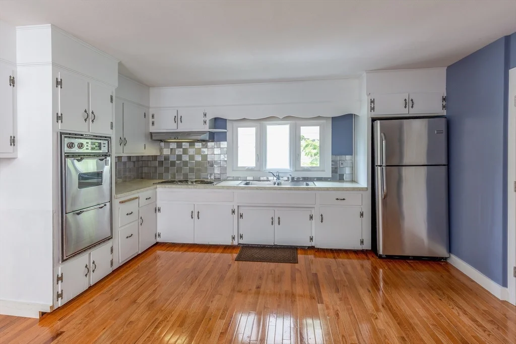 1 bed, 1 bath apartment for rent at 10 Samoset St Unit 1, Braintree Highlands — photo 6 of 17