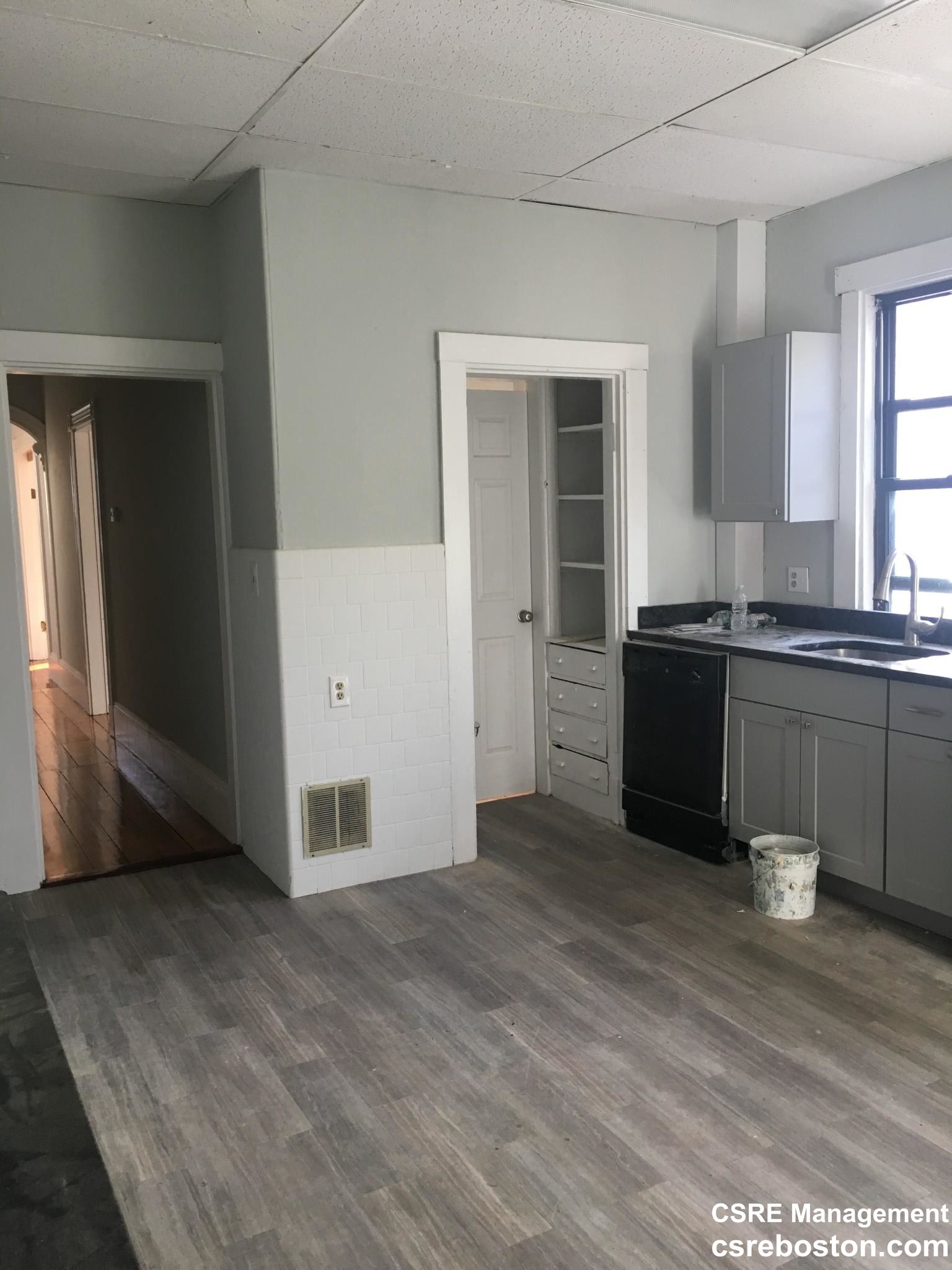 6 bed, 2 bath apartment for rent at 10 Saunders St Unit 10, Allston — photo 12 of 16