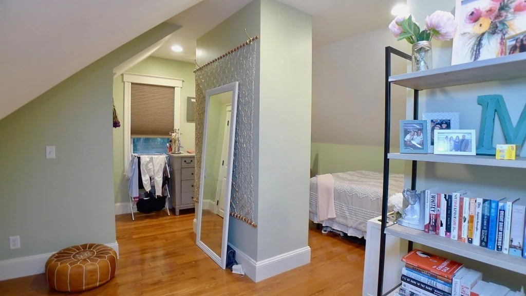 3 bed, 1 bath apartment for rent at 10 Savin Hill Ave Unit 2, Dorchester — photo 6 of 13