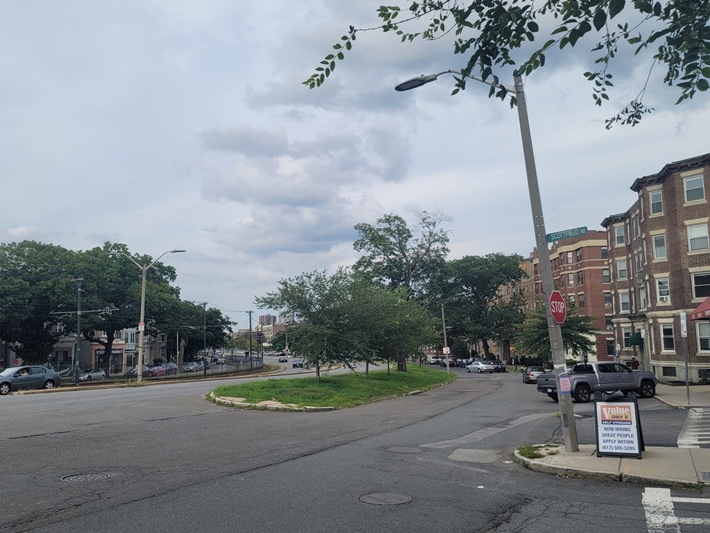 2 bed, 1 bath apartment for rent at 10 Scottfield Rd Unit 11, Allston — photo 8 of 8